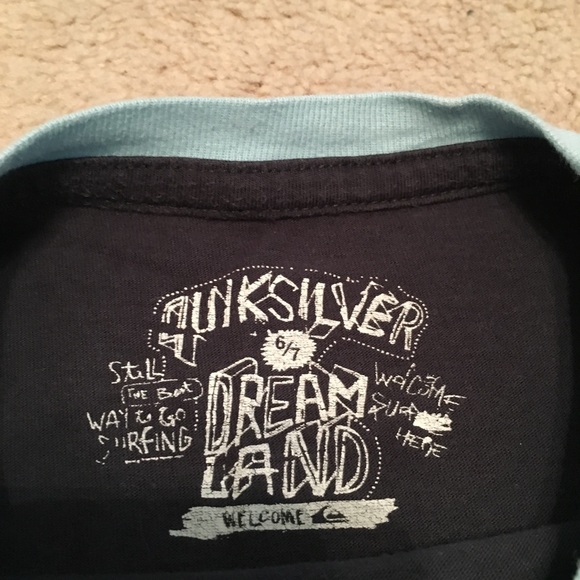 Boys Quicksilver tee - Picture 3 of 4